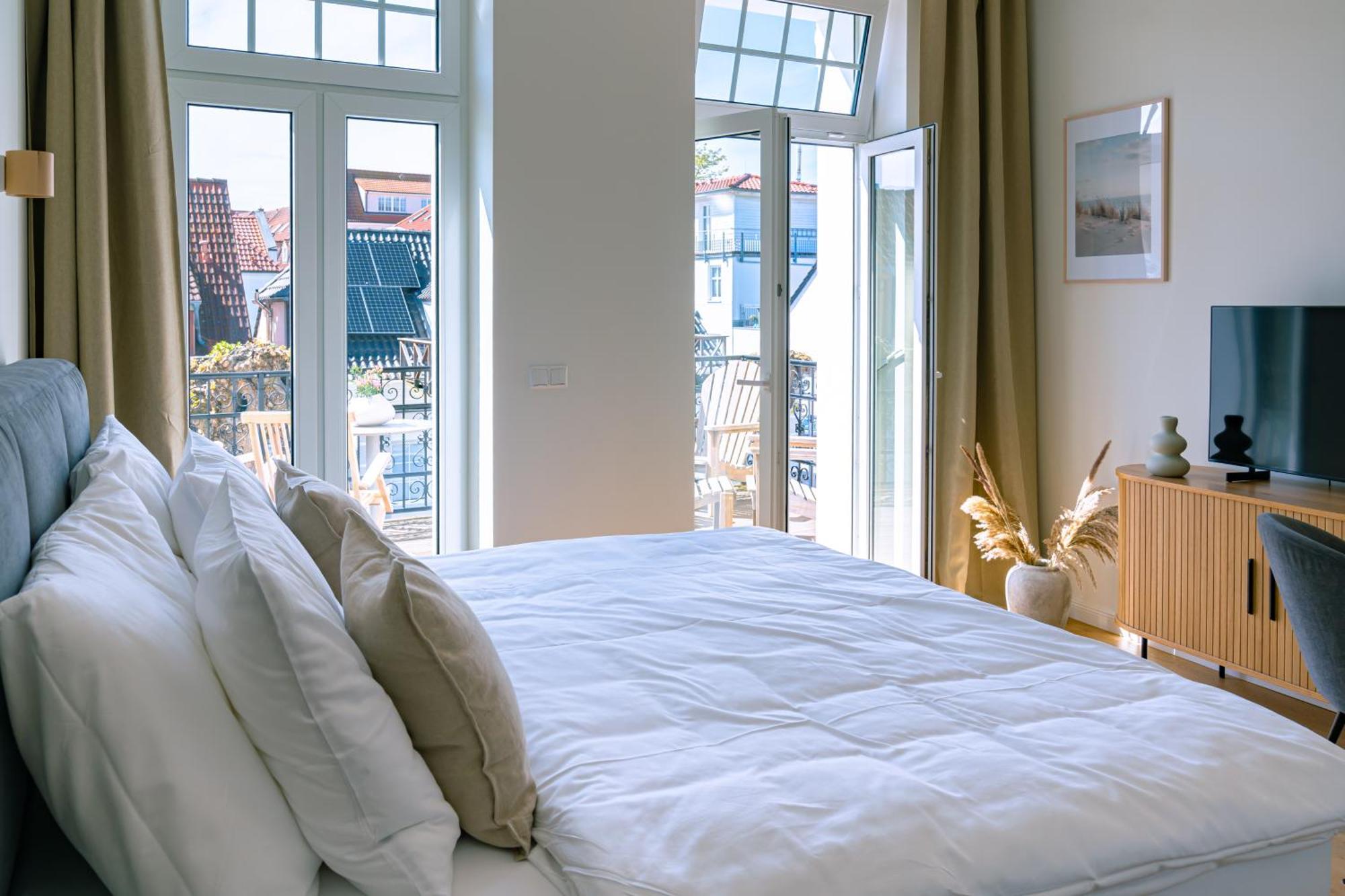 Kapitaenshaus Friedrich Franz - Premium Apartments 200 Meter Vom Strand Und Alten Strom Rostock Kültér fotó