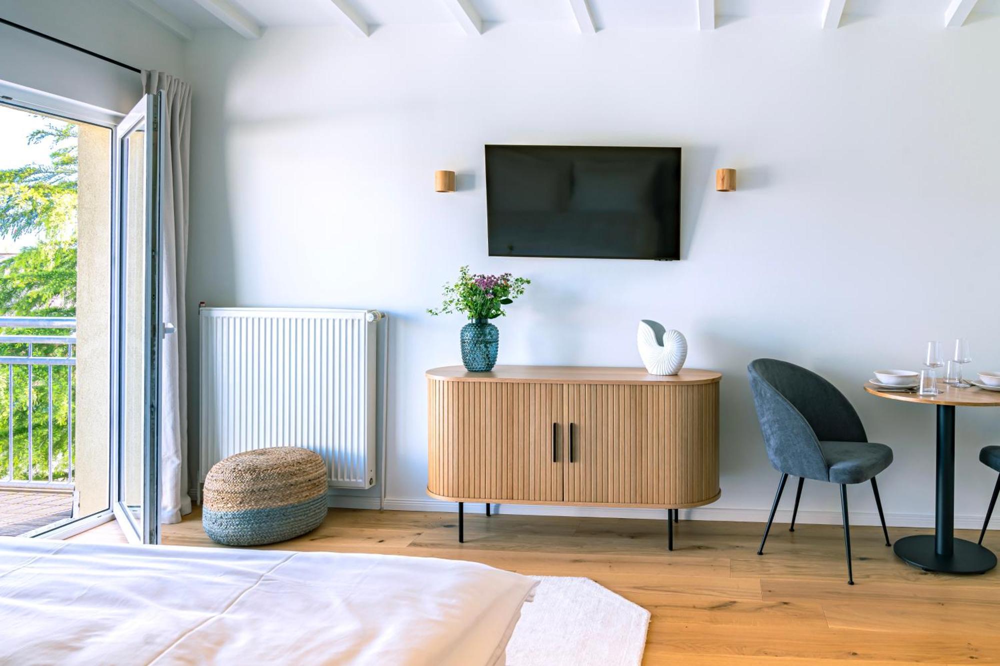 Kapitaenshaus Friedrich Franz - Premium Apartments 200 Meter Vom Strand Und Alten Strom Rostock Kültér fotó